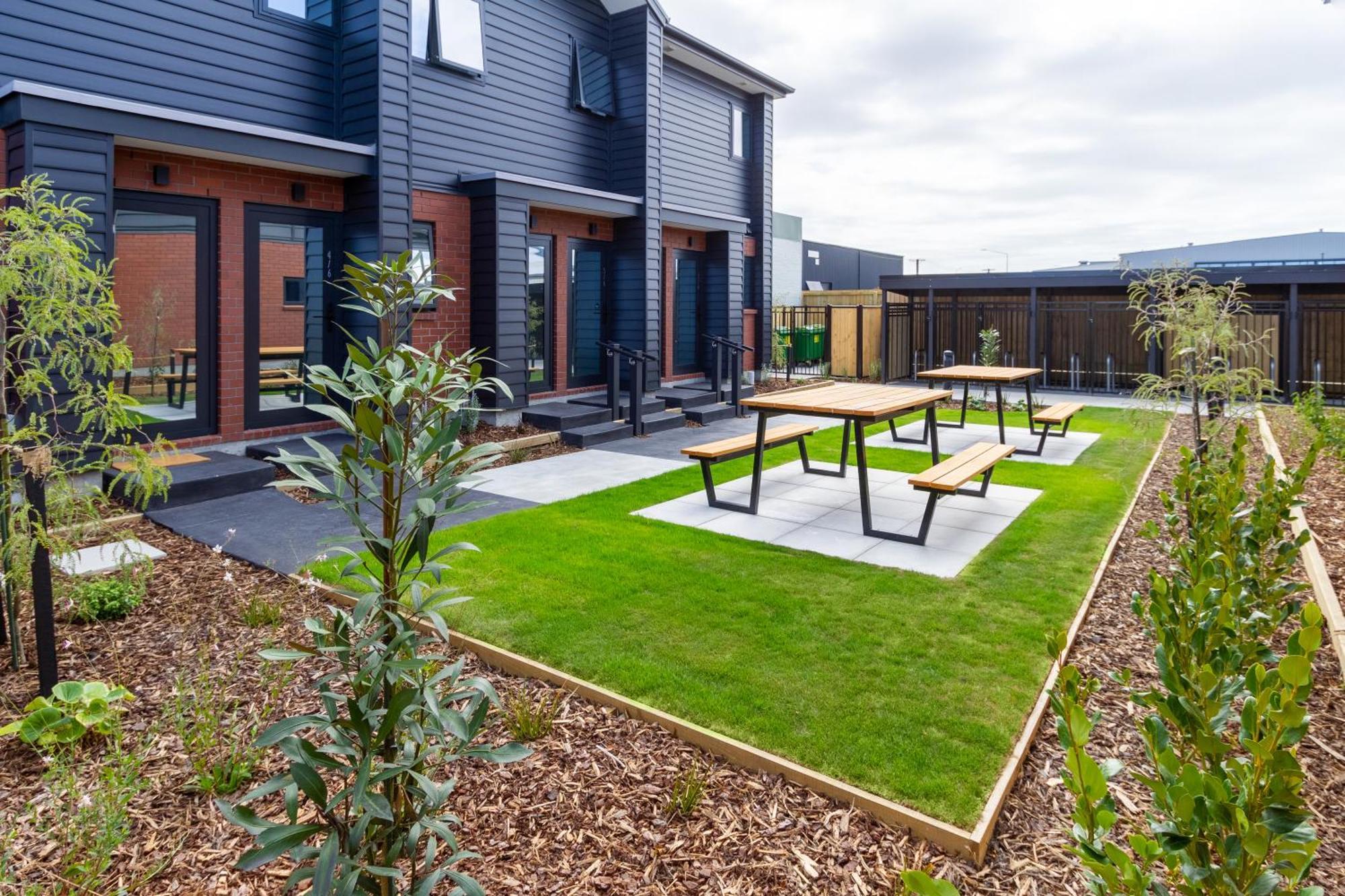 Prime Locale: Studio With Balcony Christchurch Exterior photo